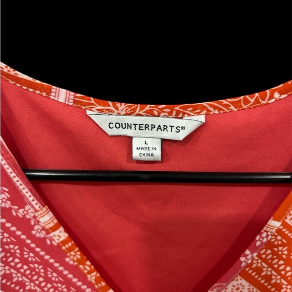 Counterparts Red and White Asymmetrical Sleeveless Tank Top - Picture 4 of 4